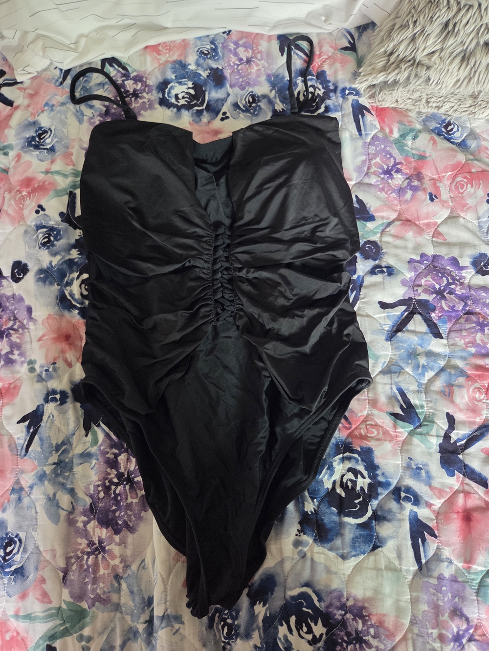 VENUS Black One-Piece Swimsuit with Center Ruching